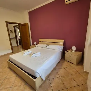 Madi House , Fiumicino Italy